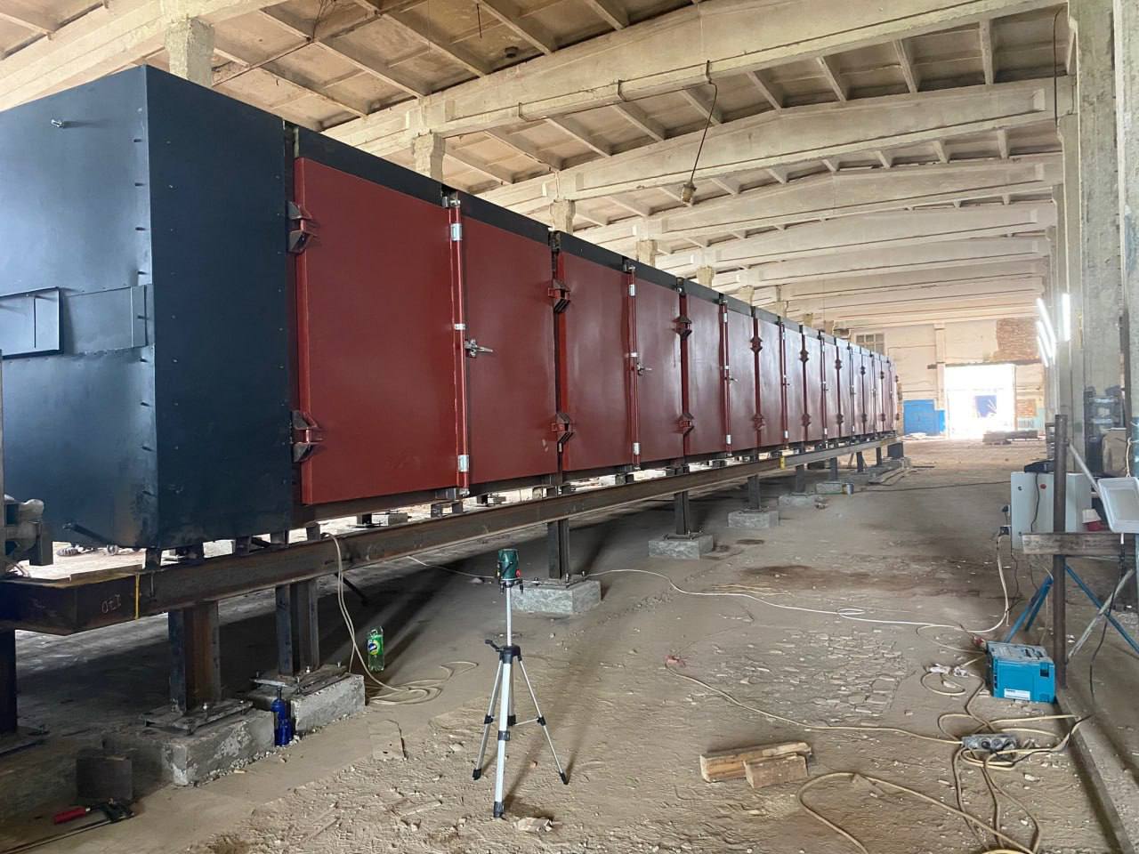 Приміщення «СЕМ ЕКОПАК» на Львівщині до монтажу обладнання Приміщення «СЕМ ЕКОПАК» на Львівщині до монтажу обладнання